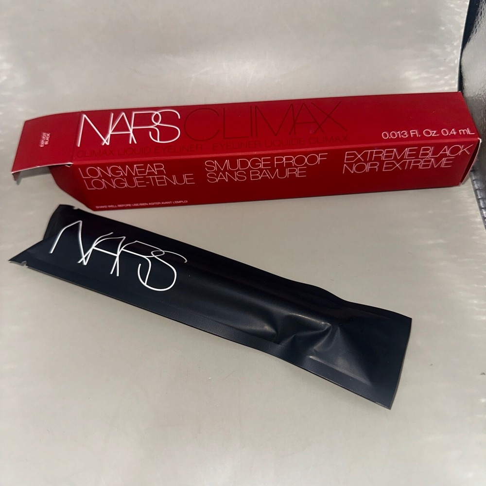 NARS Climax Liquid Eyeliner Extreme Black Noir Longwear Smudge Proof